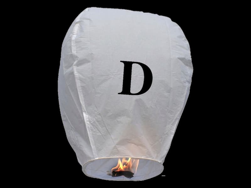 Write your text in the sky with our sky lanterns with letters, fire resistant and biodegradable paper,  these flying lanterns are ready for use, open, light and they will fly, this paper lantern with the letter D