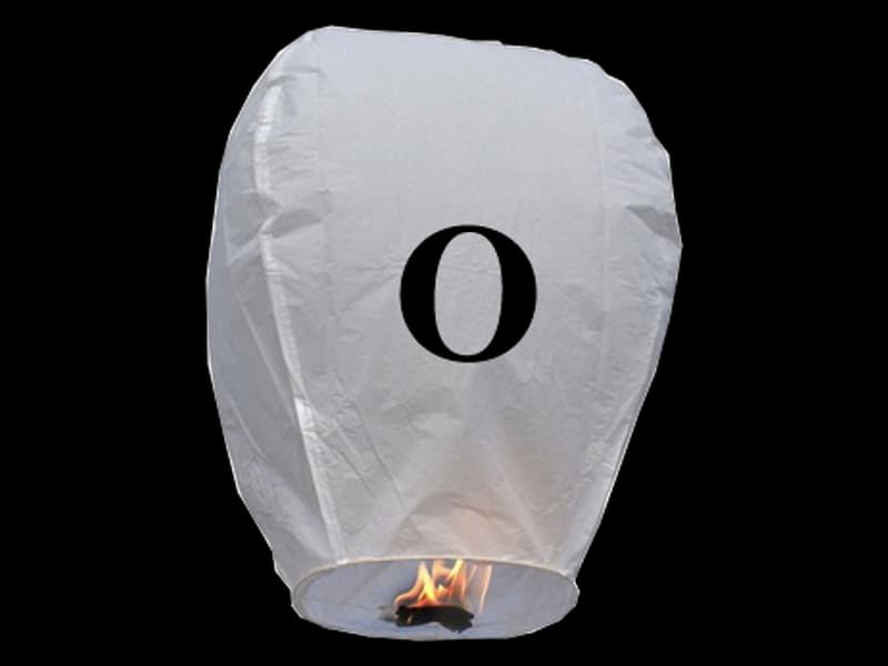 Write your text in the sky with our sky lanterns with letters, fire resistant and biodegradable paper,  these flying lanterns are ready for use, open, light and they will fly, this paper lantern with the letter O