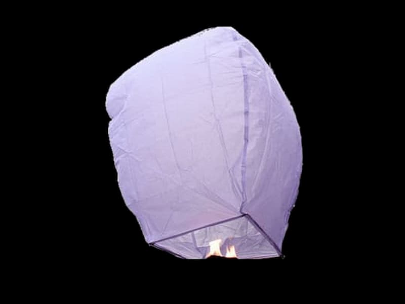 La lanterna volante mini  di colore viola molto facile da usare, carta resistente e combustibile già montato e forte, vola in attimo, certificata, ignifuga e biodegradabile