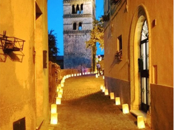 Sacchetti luminosi di carta per illuminare un percorso, sagra, festa, matrimonio o compleanno