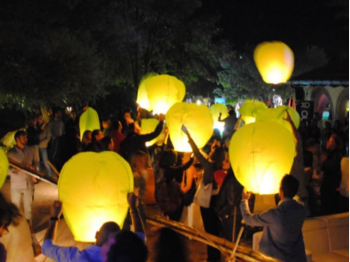 gele wensballonnen in de vorm van een hete luchtballon, klassiek model, perfect voor een bruiloft of willekeurig ander feest, klaar voor gebruik, brandwerend en biologisch afbreekbaar papier